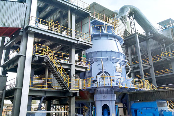 新鄉(xiāng)長城機械為云南客戶承建的年產60萬噸礦粉線現(xiàn)場